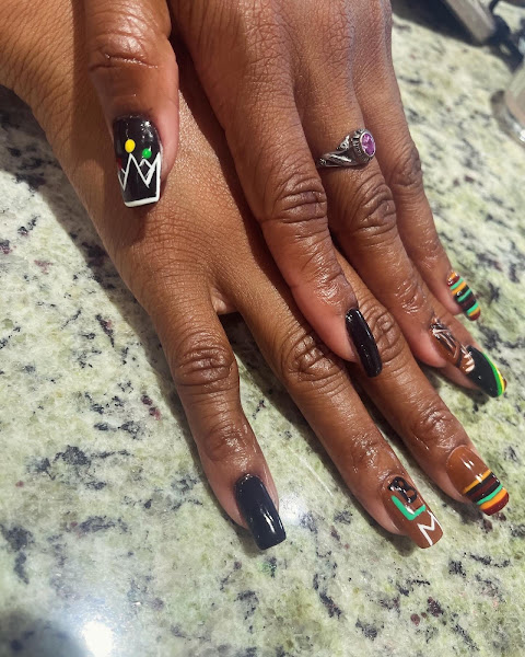 Modern nails