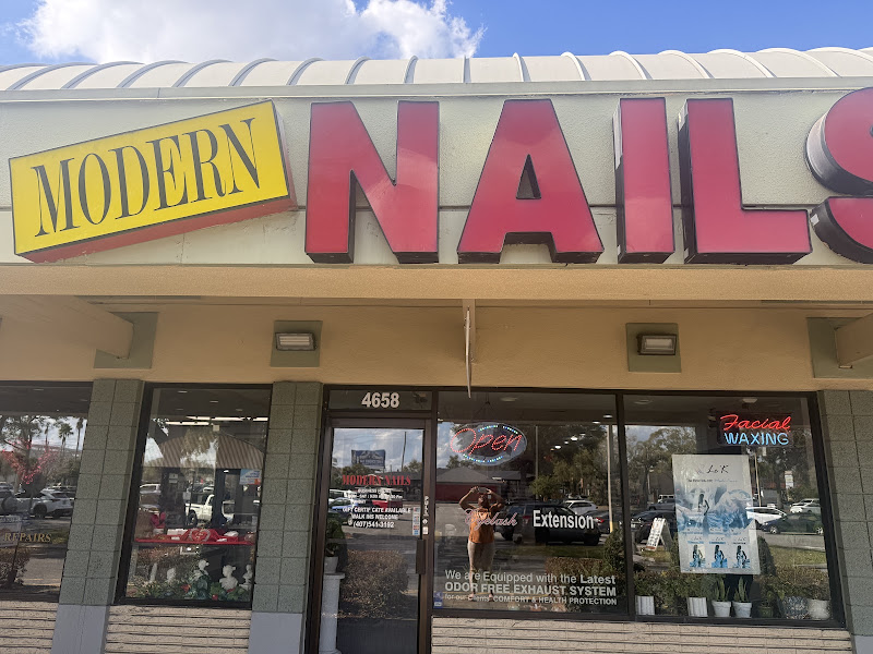Modern nails 3