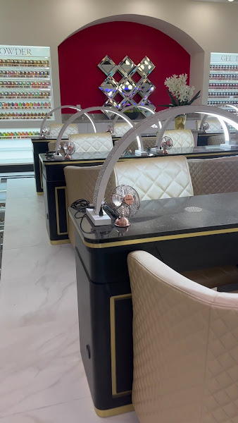 Velvet Nail Bar III 3