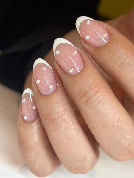 YOU Nails Salon Spa 4