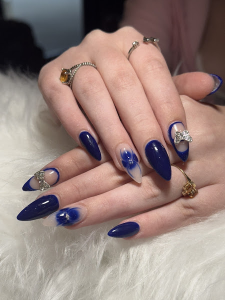 Maxim Nails Day Spa 4
