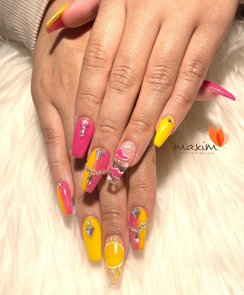 Maxim Nails Day Spa 5