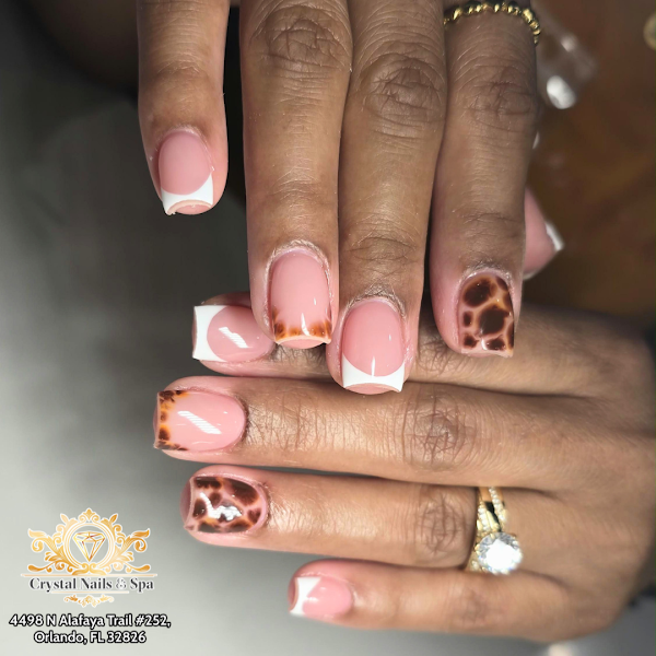 Crystal Nails & Spa (Orlando-UCF) 4