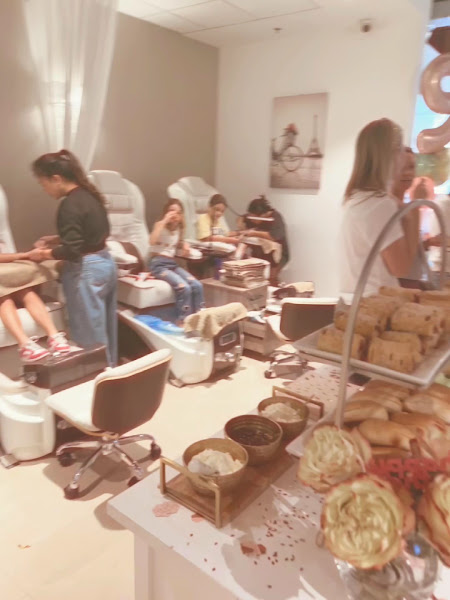 Beautique Nail Salon & Spa 3