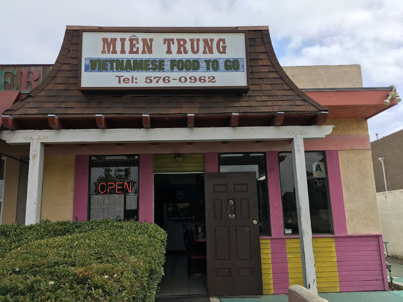 Mien Trung Restaurant 1