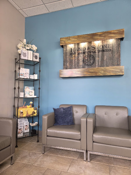 Hand & Stone Massage and Facial Spa 4