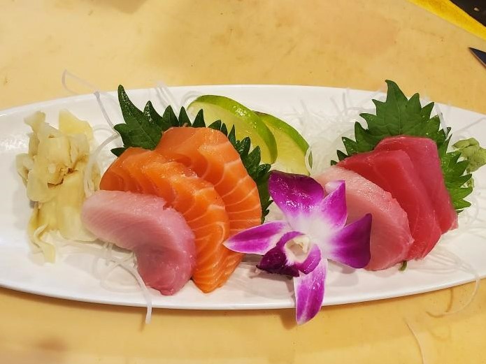 Bamboo Phở and Sushi 3