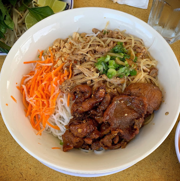 Pho Hoang Express 4