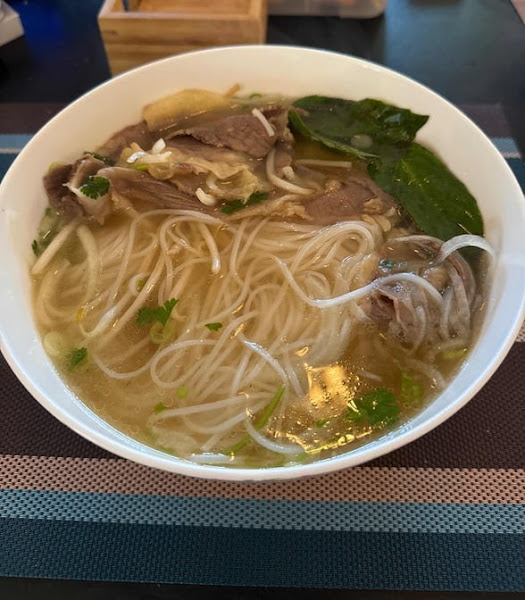 Phở Ca Dao & Grill 4