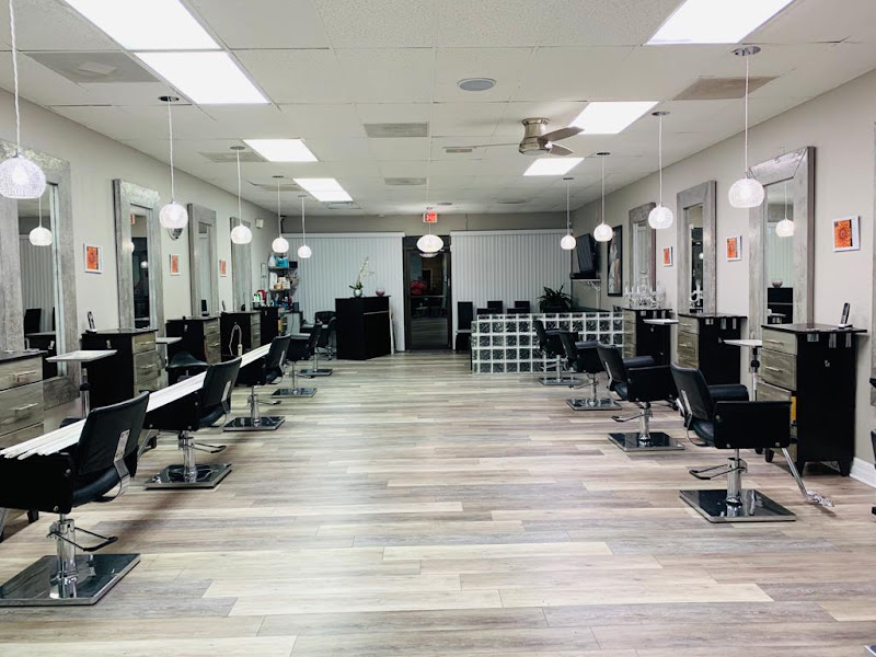 R Salon & Spa Salon 2