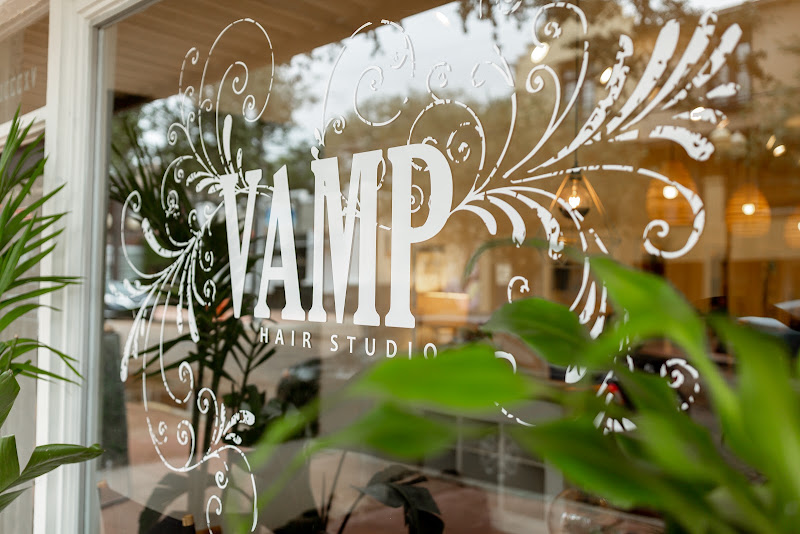 Vamp Hair Studio 2