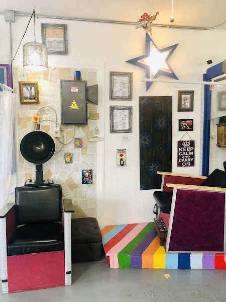 Shine the 2nd Salon Ivanhoe Village 5
