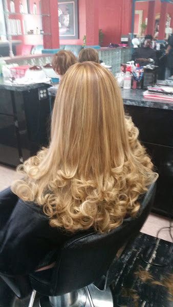 Yanna Hair Salon 2