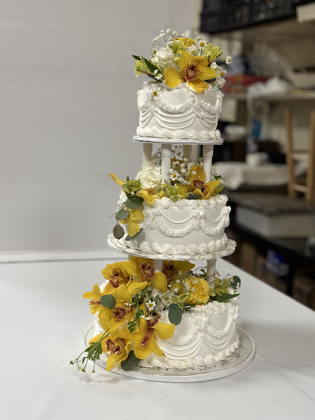 Huy Ky Bakery 2