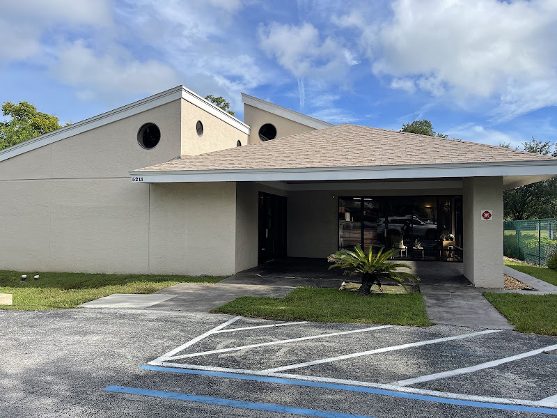 Dr. A. Viviana Santos, Orlando Dental Care