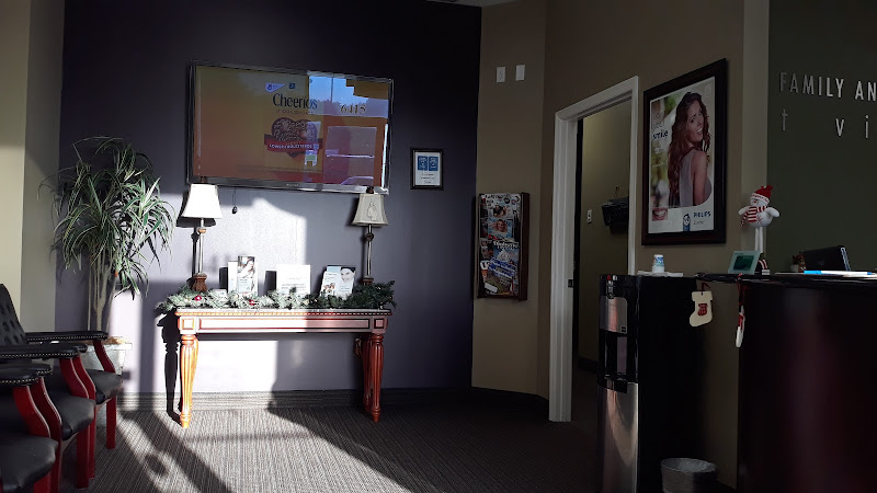 Family & Cosmetic Dentistry 3
