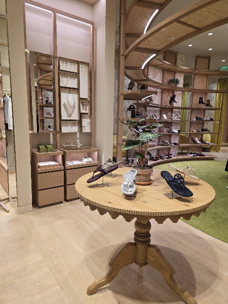 Tory Burch 4