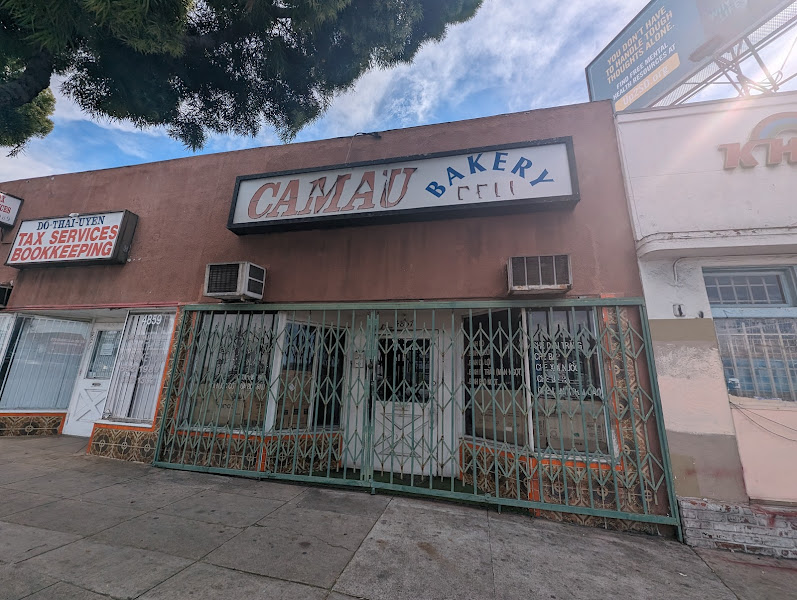 CaMau Bakery & Deli