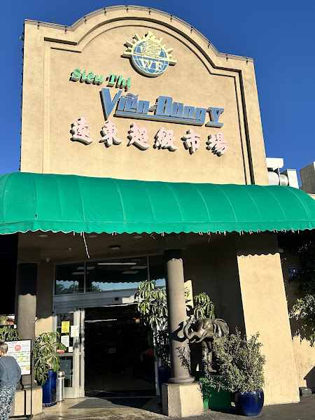 World Foods Supermarket- Vien Dong 1