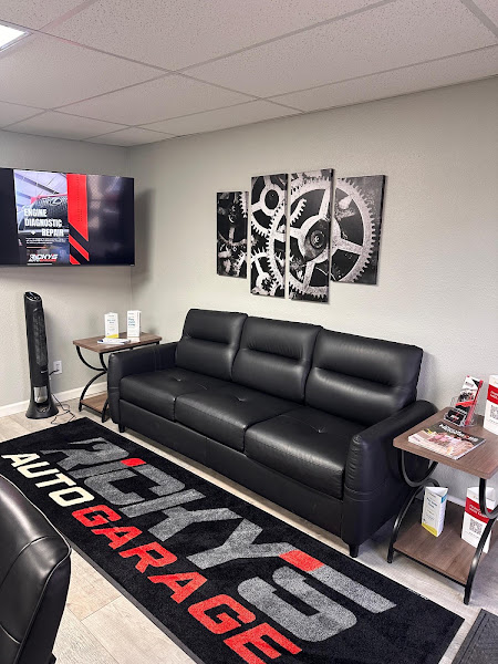 Ricky's Auto Garage 3