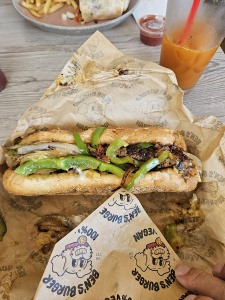 Loving Hut Plantbased Vegan 4