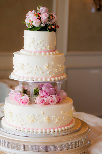 Sweet Hut Bakery Cafe 5