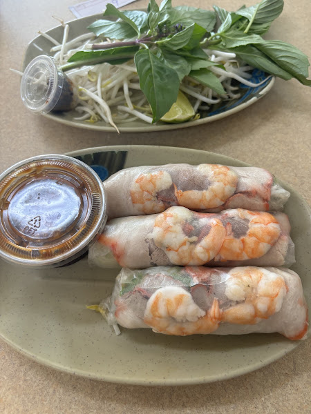 Quoc Huong Banh Mi Fast Food 4