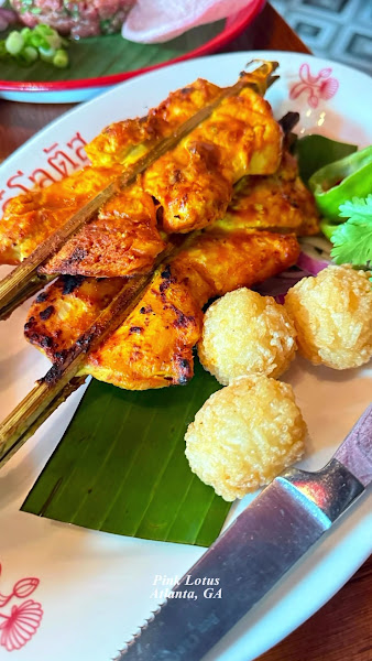 Pink Lotus Thai Restaurant 3