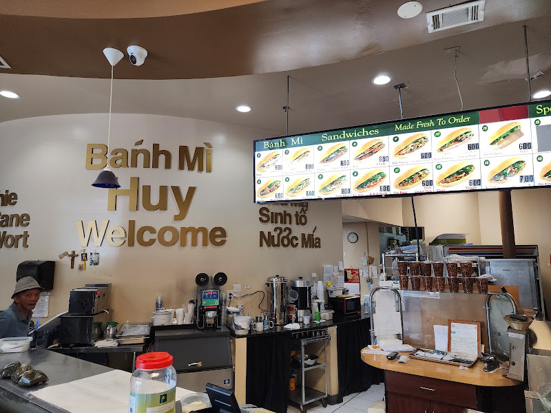Huy's Sandwiches 4