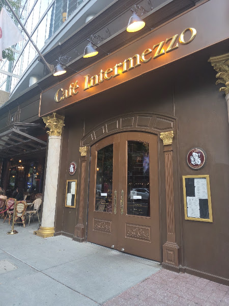 Café Intermezzo - Midtown 3
