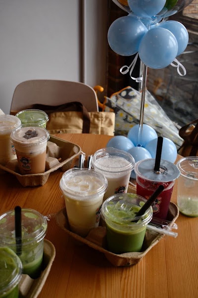 Season’s Best Tea & Boba 4