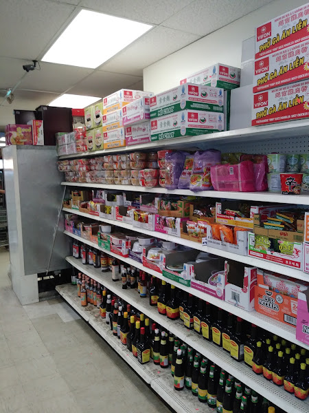 Trinh Grocery & Video 5