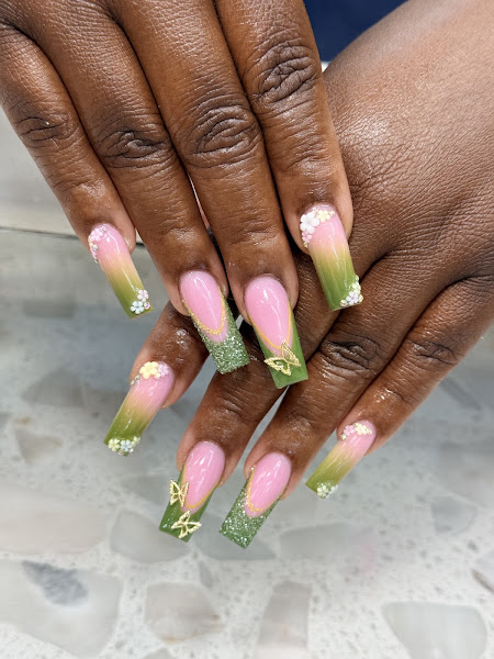 Le Nails Salon 3