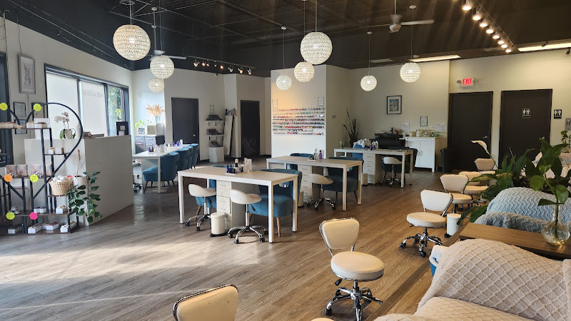 PURITY NAILS 21 - MIDTOWN 4