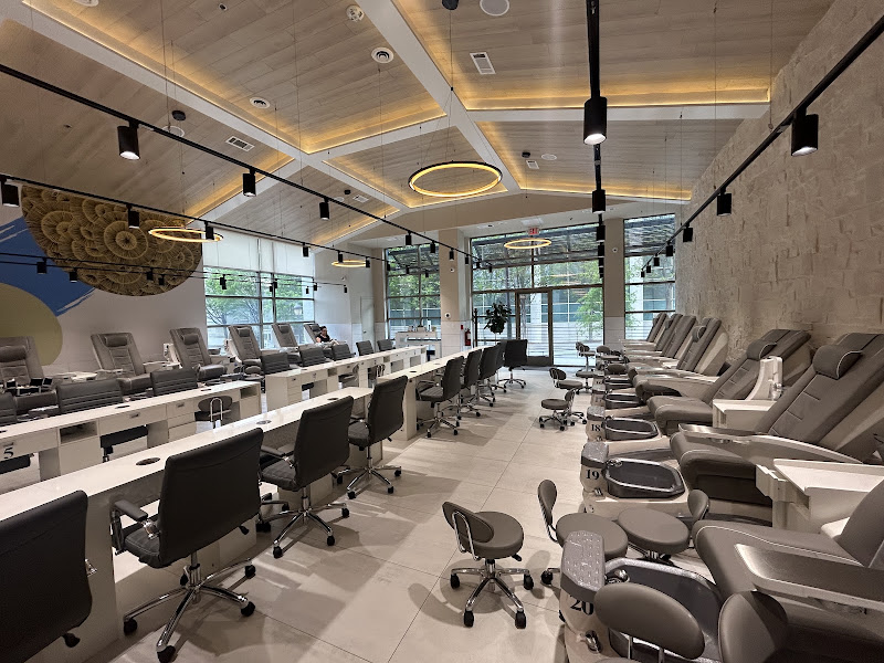 La Belle Summerhill Nail Bar 2