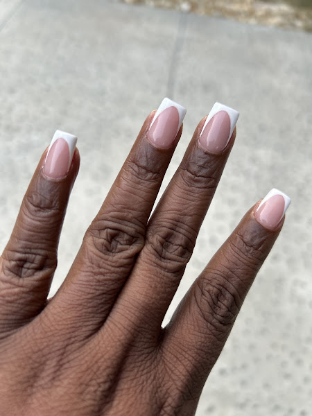 Vanity Nail Bar