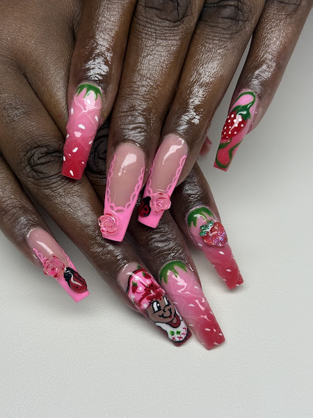 Poochiez Nails Studio 4