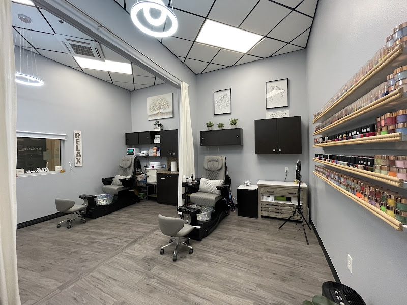 Jane's Mini Spa Salon 4