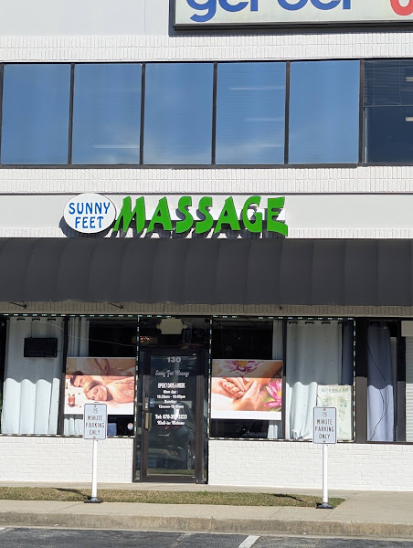 Sunny feet massage 3