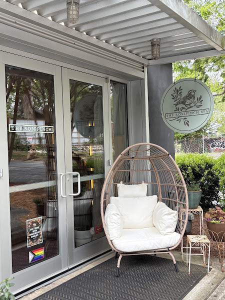 The Rosefinch Spa 4