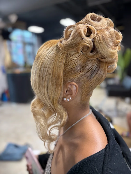 Beautiful Dollhouse Salon - Locs & Hairstylist, Ponytails 5
