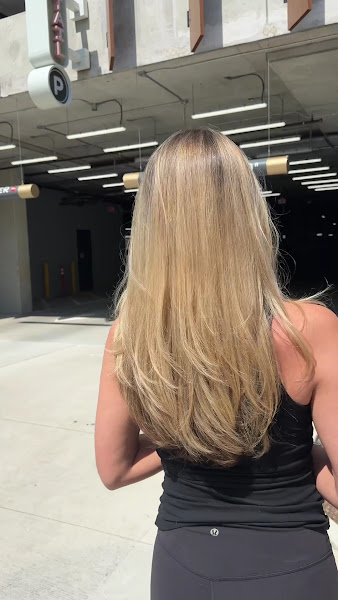 The Blonde Bar 3