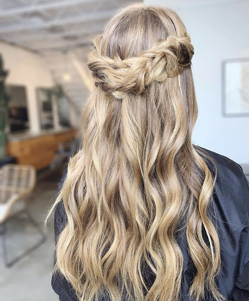 akasa salon