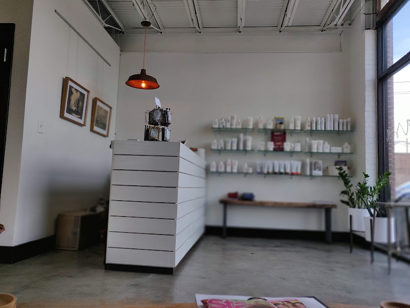 akasa salon 3