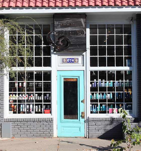 Salon Modello