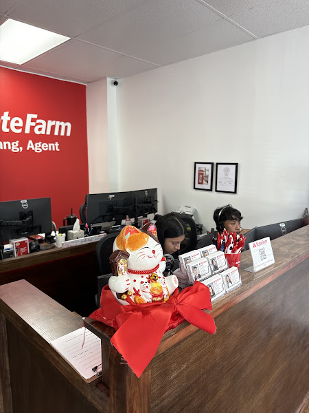 Tom Hoang - State Farm Insurance Agent 2