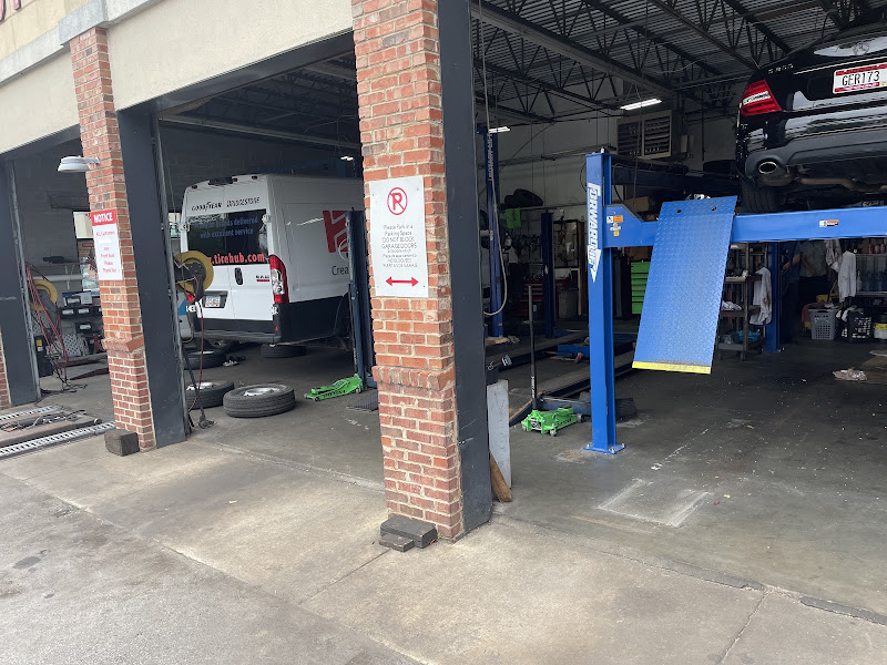 Lee's Auto Center 4