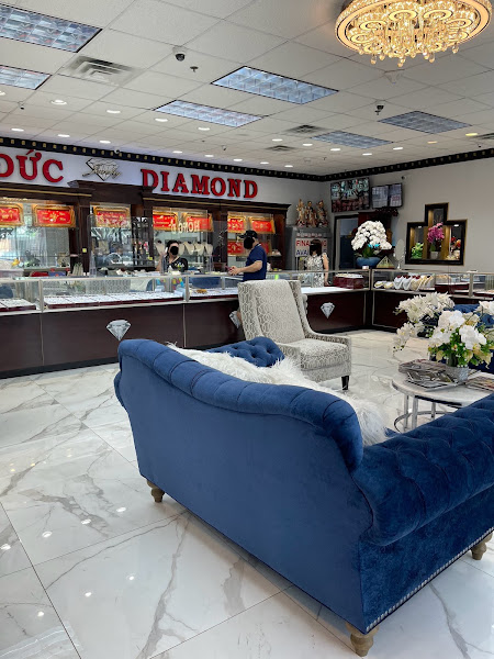Hong Duc 2 Diamonds & Jewelry 4