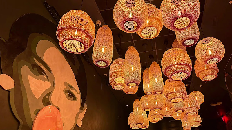 Miss Saigon Vietnamese Restaurant & Lounge 3