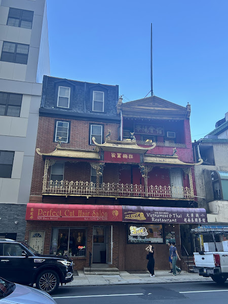 Pho Xe Lua Viet Thai Restaurant 2